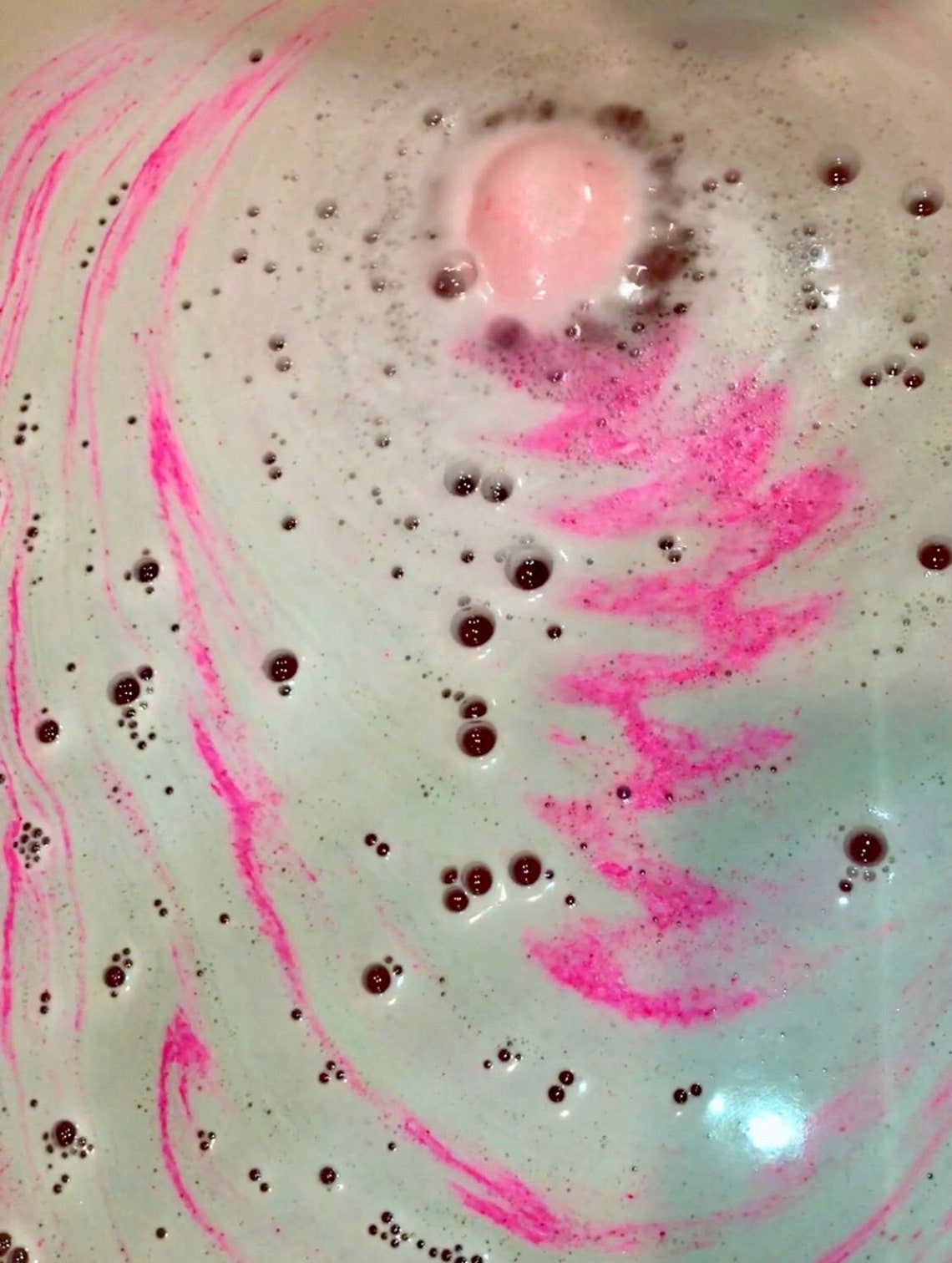 Iced Watermelon Lemonade Bath Bomb 8oz