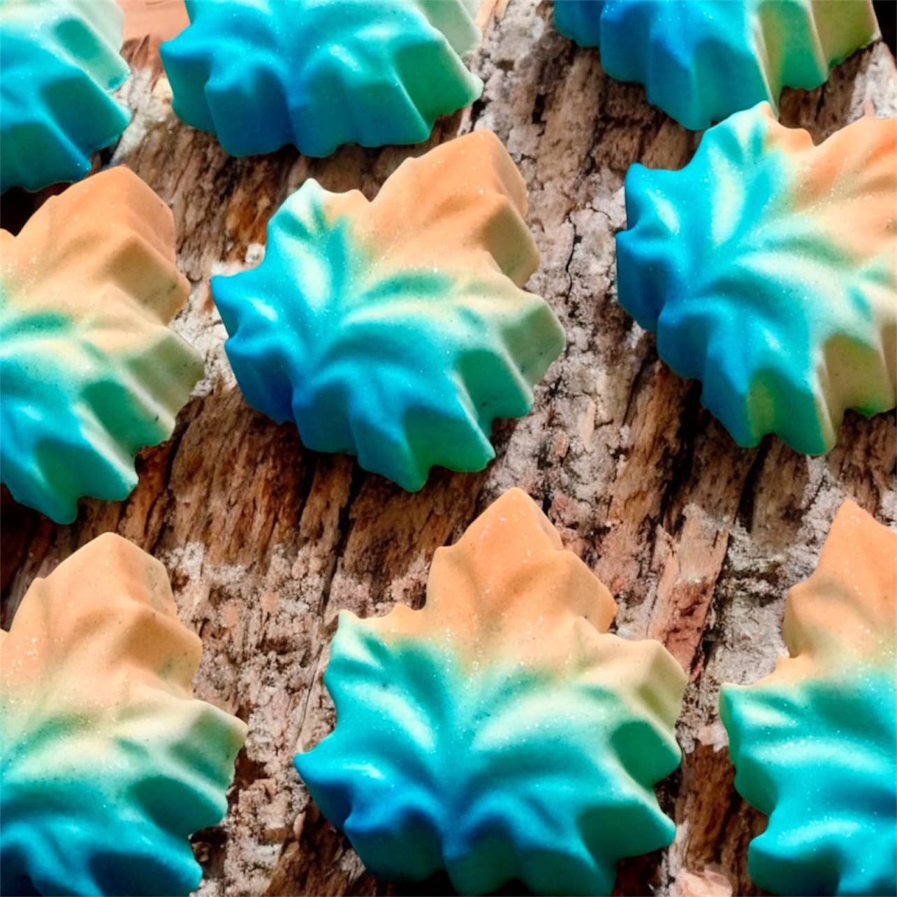 Frozen Leaf Bath Bomb