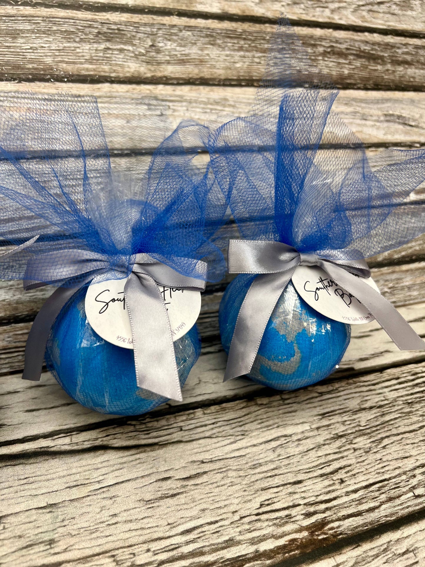 Mahogany & Teakwood Bath Bomb 5.5oz