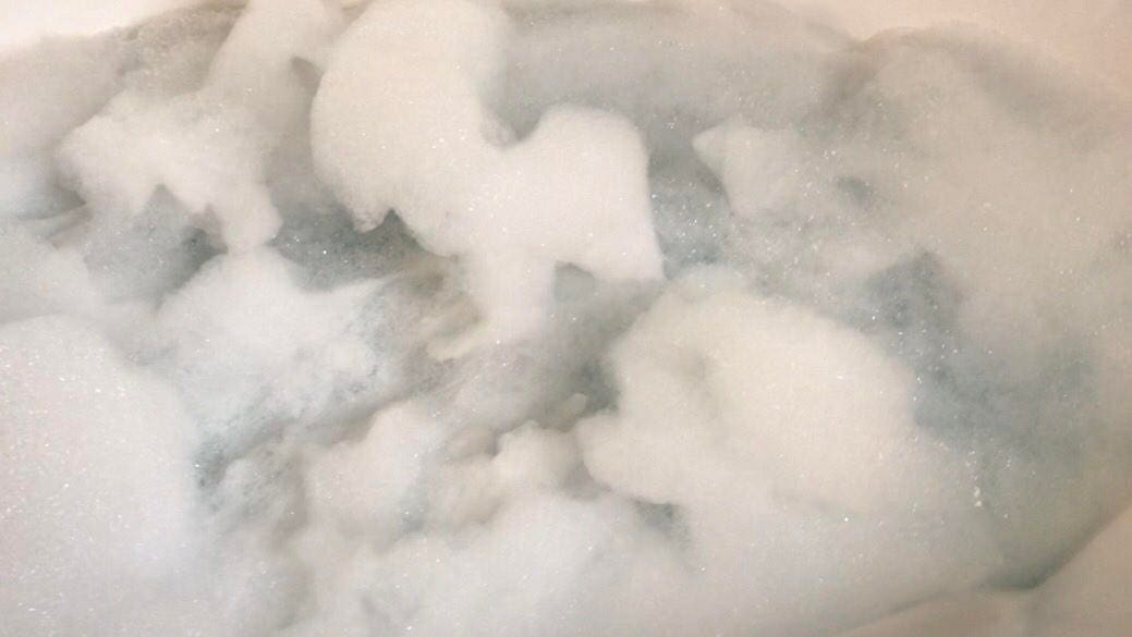 Bowl of 5 Peppermint Bubble Scoops