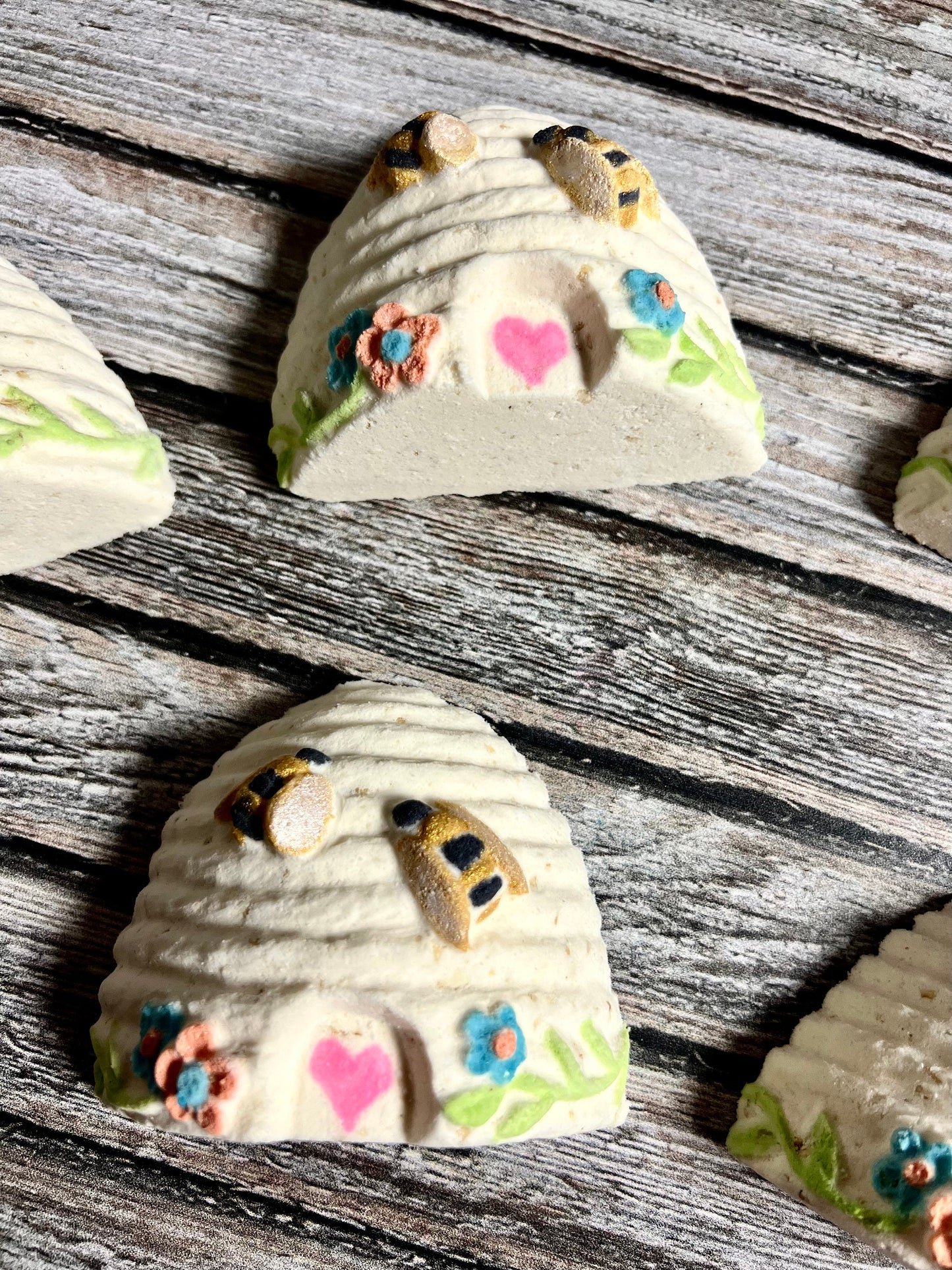 Honey Bee Mine Oatmeal Milk Bath Bomb