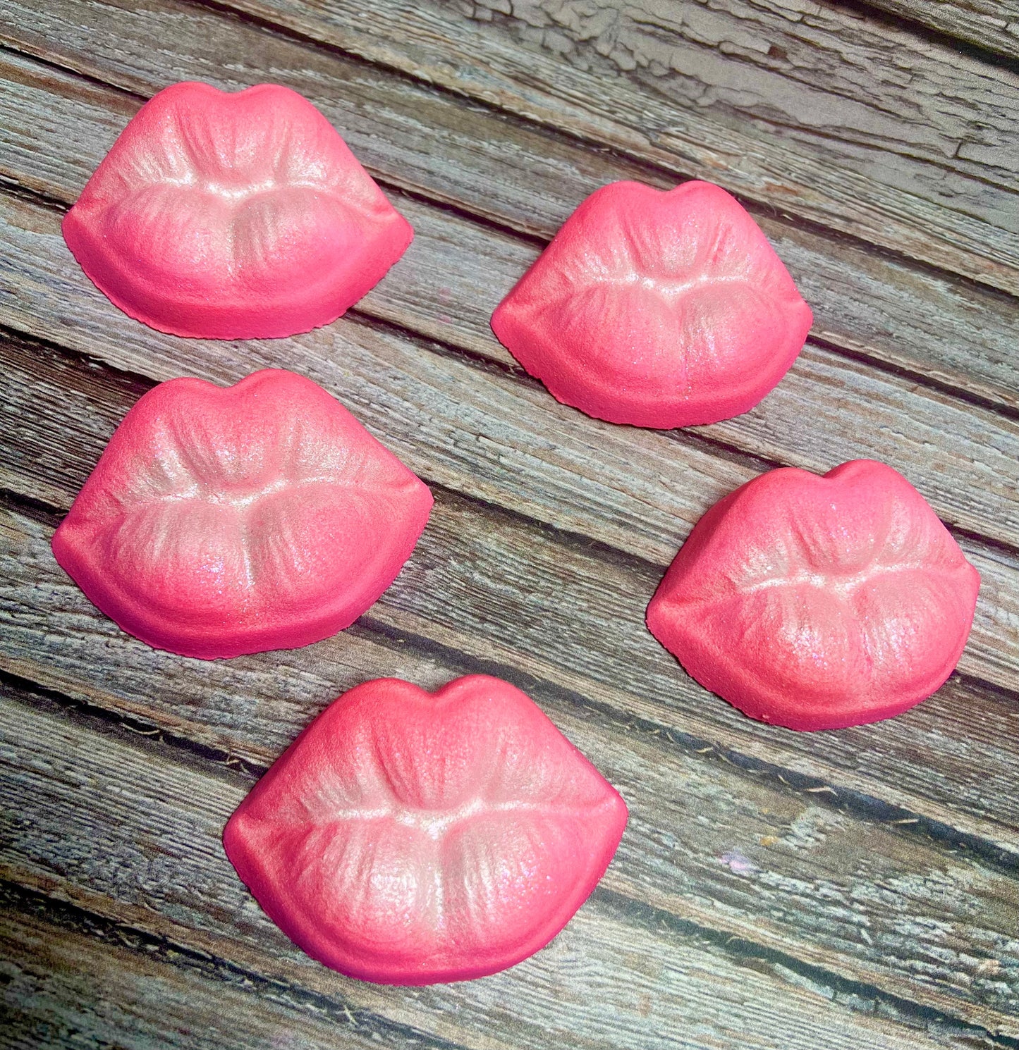 Sugar Lips Bath Bomb