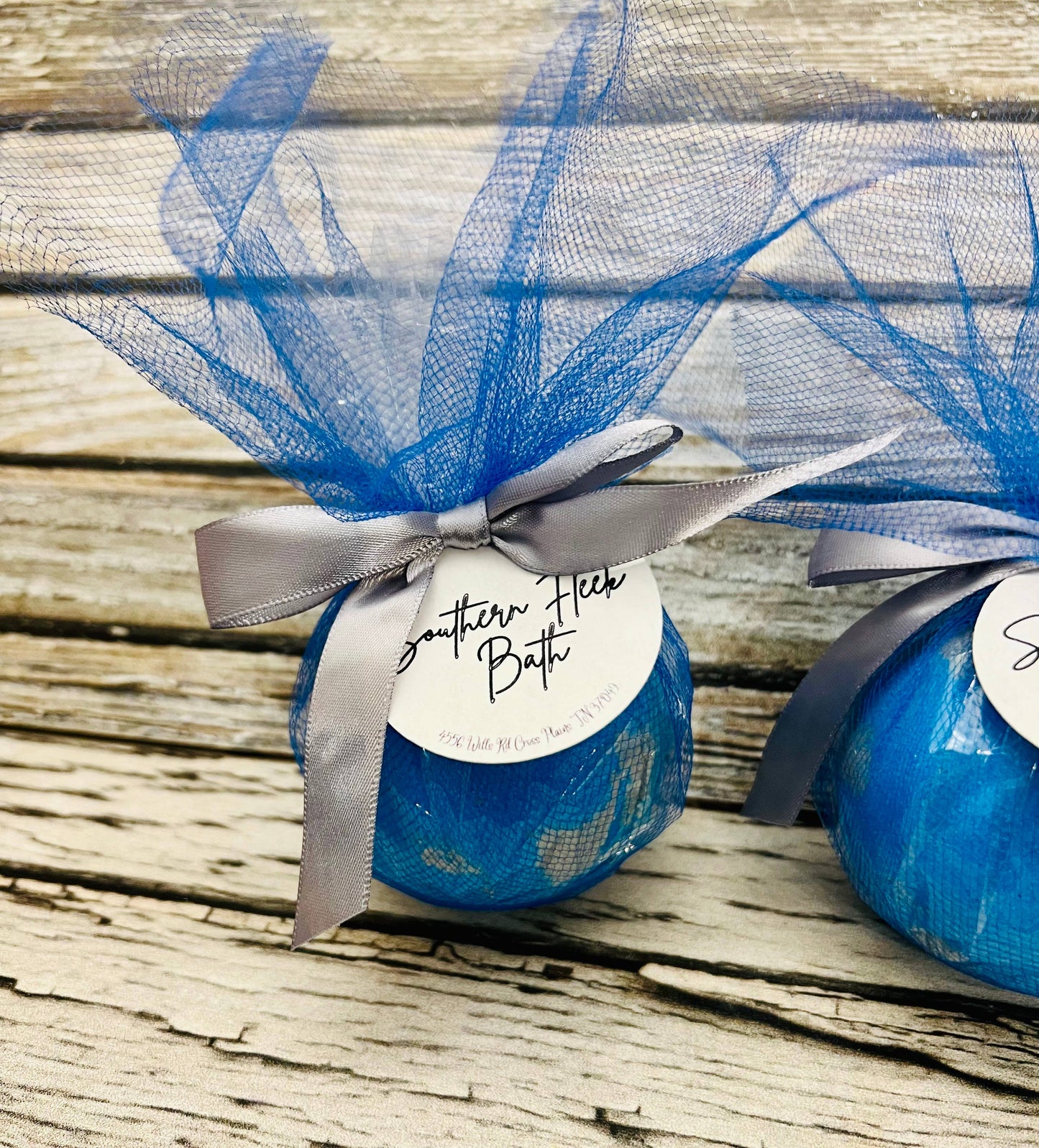 Mahogany & Teakwood Bath Bomb 5.5oz