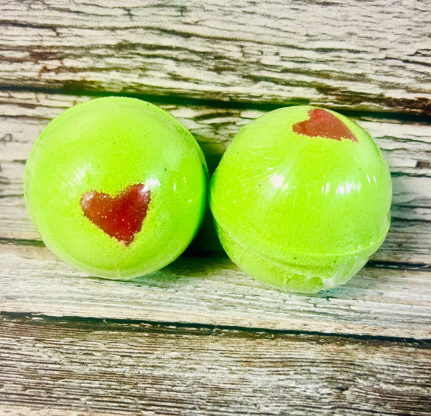 Grouchy Green Christmas Bath Bomb