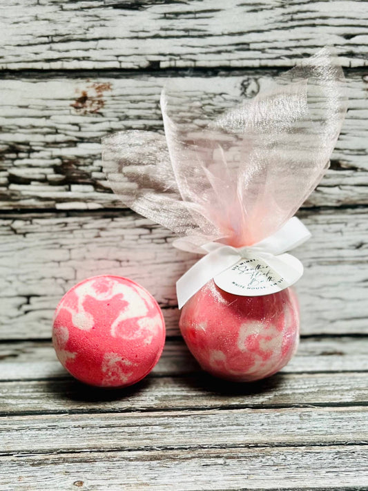 Pina Colada Shimmer Bath Bomb 5.5oz