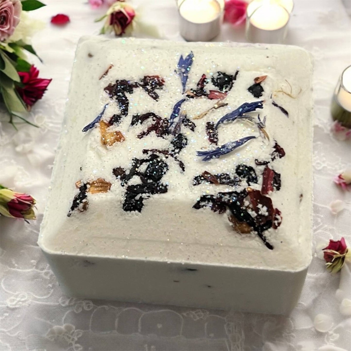 White Tea Pear Berry Cube Bath Bomb