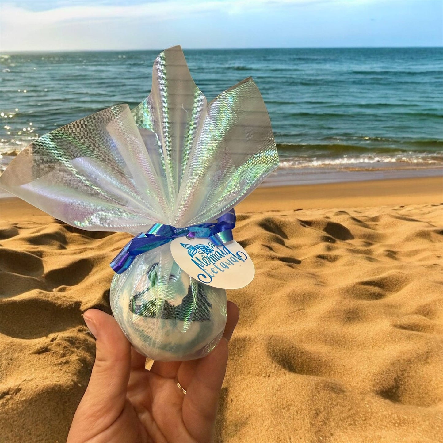 Mermaid Getaway Bath Bomb 5.5oz 