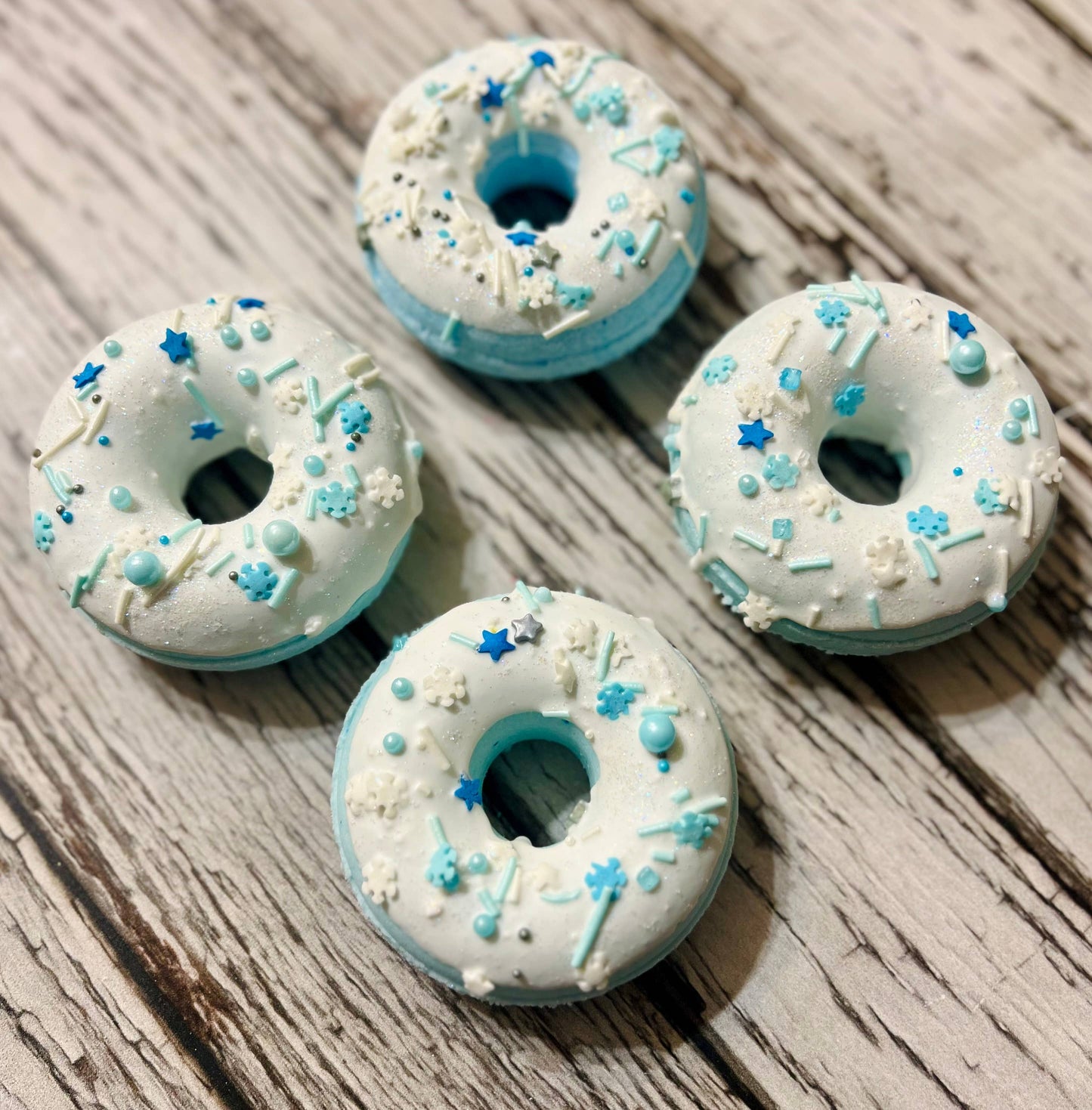 Fizzy Bubble Bar Donut (Winter Berry)