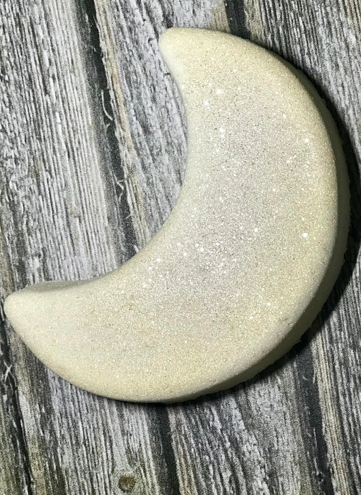 Last Unicorn Crescent Moon Bath Bomb
