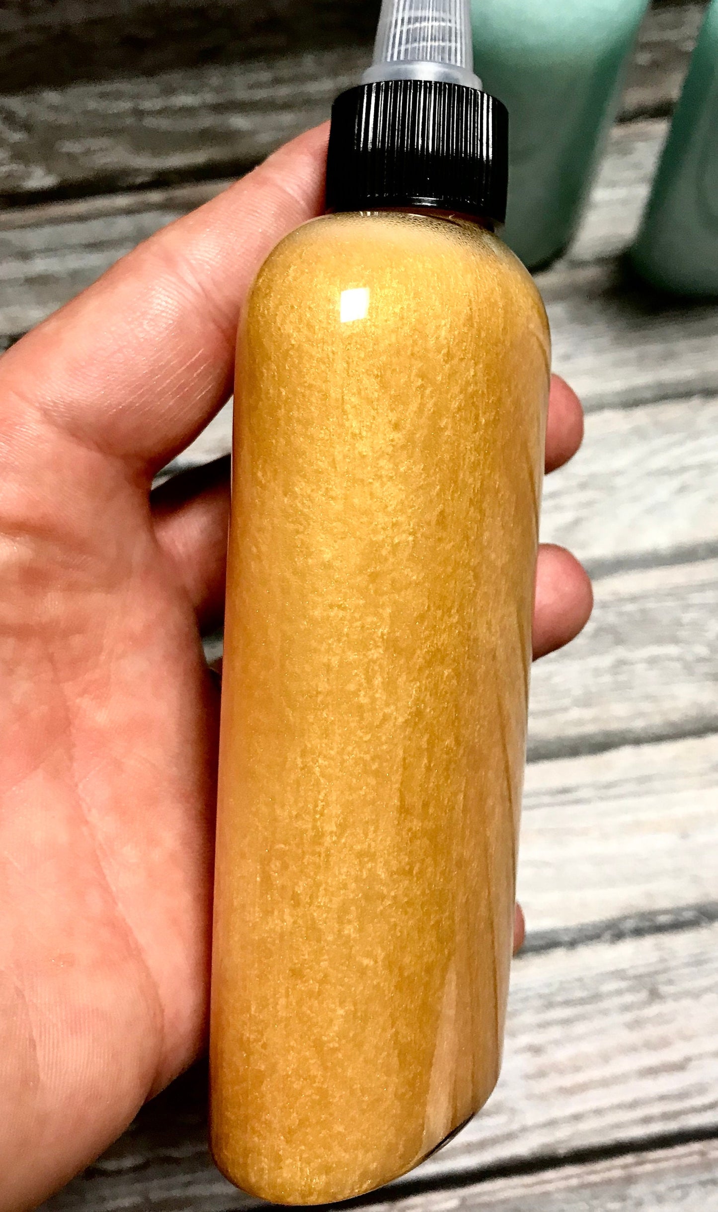 Caramel Honey Shimmer Shower Gel
