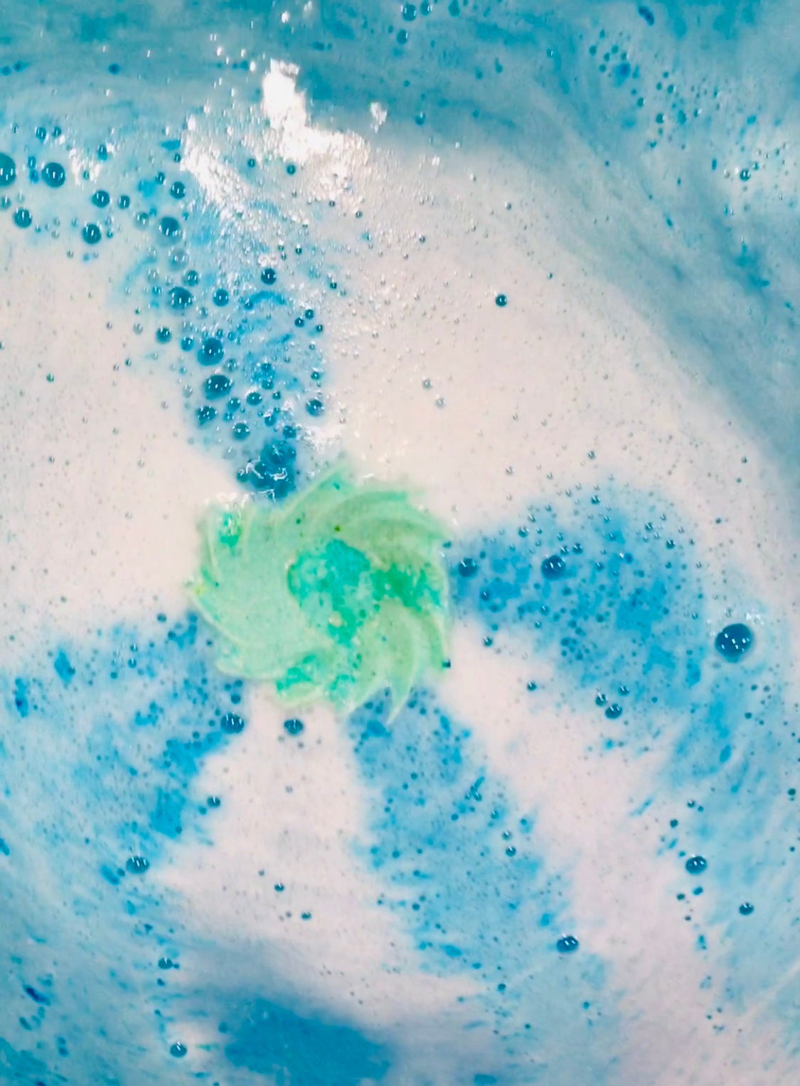 Siren Shimmer Bath Bomb