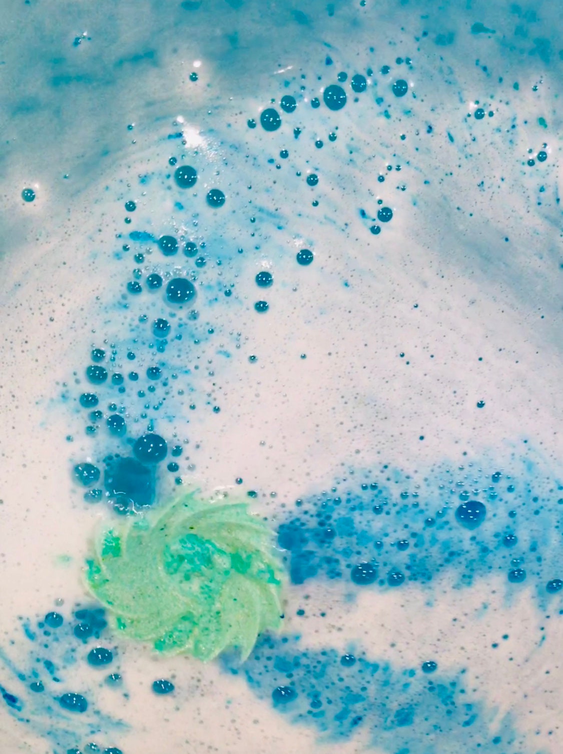 Siren Shimmer Bath Bomb