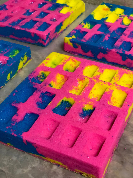 Lisa Fleek Bath Waffle Rainbow