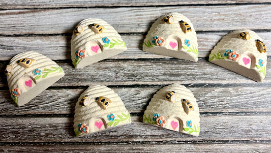 Honey Bee Mine Oatmeal Milk Bath Bomb