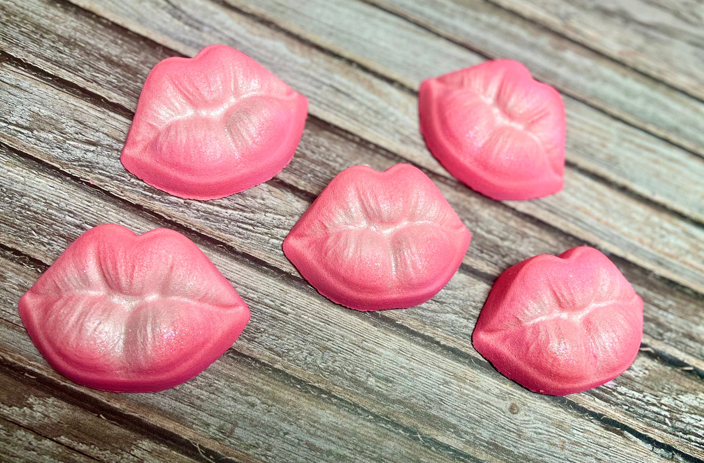 Sugar Lips Bath Bomb