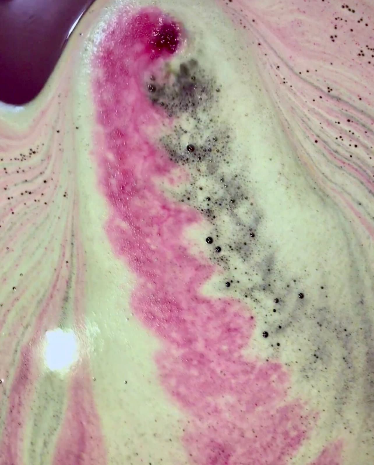 Black Raspberry Vanilla Bath Bomb
