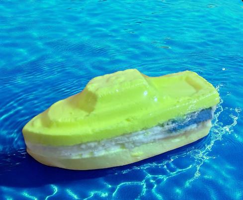 Banana Boat Bath Bomb with Bubble Frosting